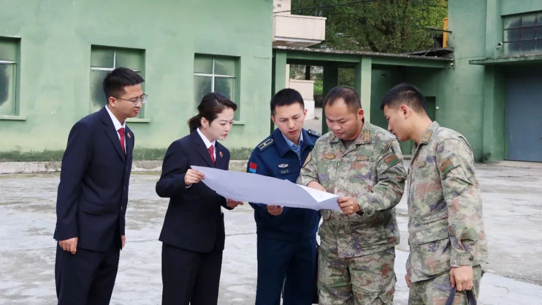以法之名，共筑国防之基